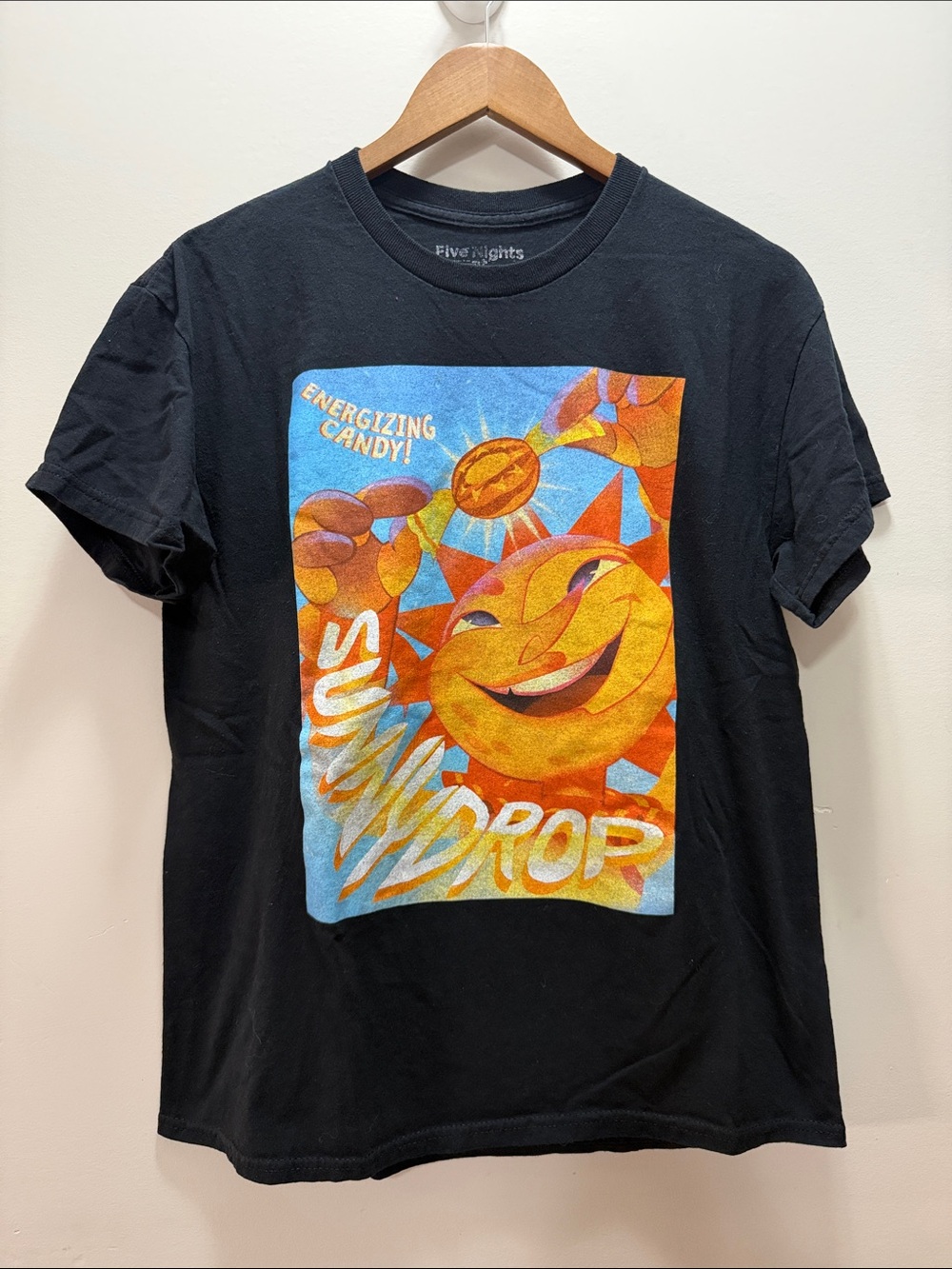 Five Nights at Freddy’s SunnyDrop Graphic Tee - Size M 25.5x21